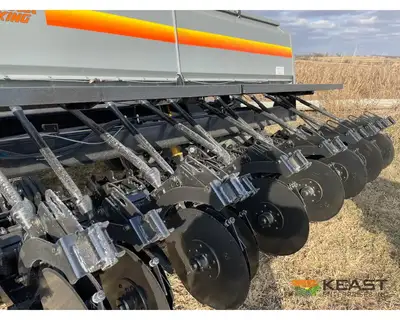 Used CRUSTBUSTER _UNKNOWN_ No-Till Drills Iowa US | Keast Enterprises #1360247