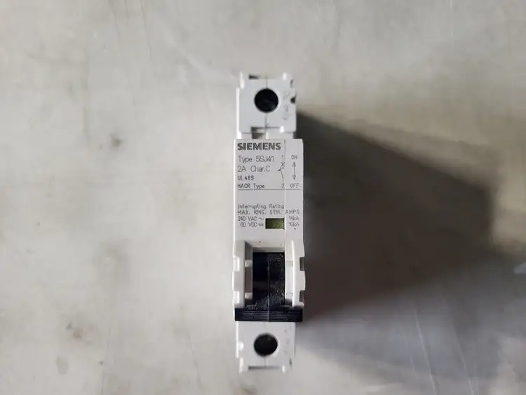 Used SIEMENS 5SJ41 Switchgears British Columbia CA | Lenmark #241935