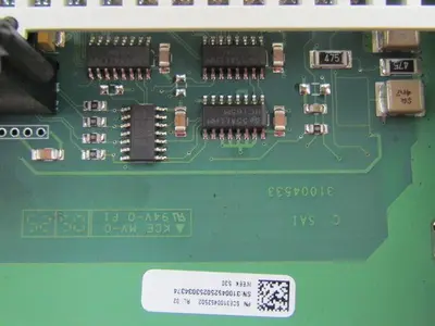 Schneider 170AD135000 TSX Momentum Base I/O Base 24VDC-32PT Out