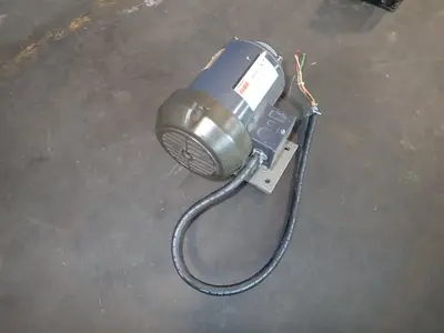 USED DAYTON 3N855A