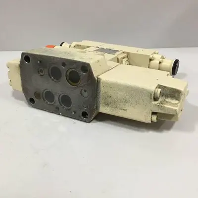 USED REXROTH 4WRZ16W1150316A24N9EK4D2M204