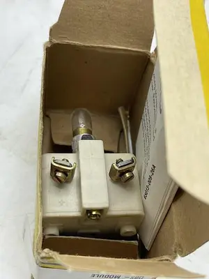 New | in-Stock SQUARE D SQUARE D 2EM02 Misc Electrical & Power Parts | ND Industrial Surplus #1215938