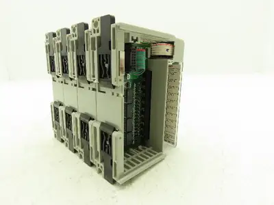 Allen Bradley 1769-OB16P Compact I/O 24VDC F/W 3.1 Output Module Ser B Lot of 4