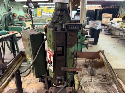 Used _UNKNOWN_ _UNKNOWN_ Kick Presses Michigan US | Miedema Asset Management Group #1360944
