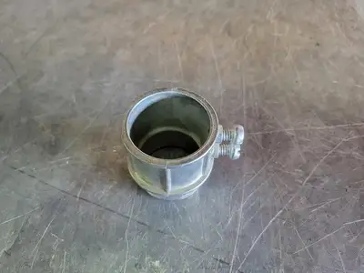 1-1/4" Screw Connector