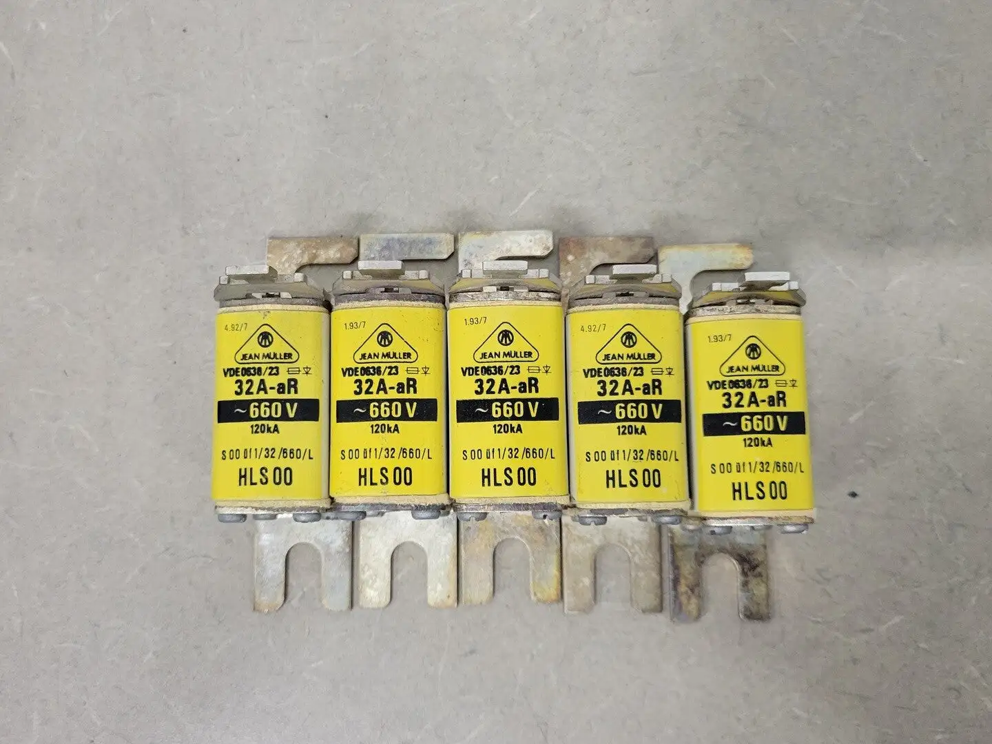 USED JEAN MULLER 32A-AR