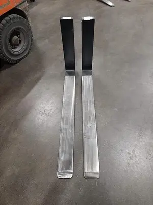 Cascade Forklift Forks - Brand new surplus!