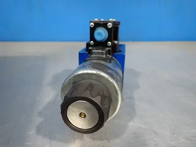 USED REXROTH 4WE10D40/CG24N9DK35L