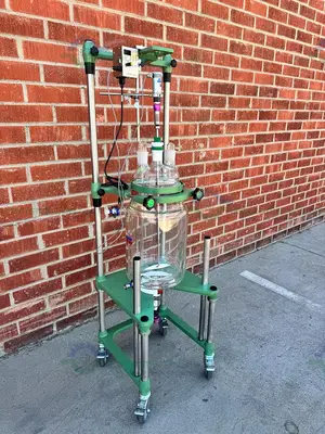 Used CHEMGLASS 20 LITER JACKETED GLASS REACTOR W/ J-KEM OVERHEAD STIRRER Reactors California US | Equipment Lab #1388409