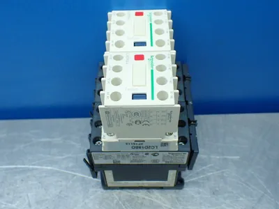 NEW SCHNEIDER ELECTRIC LC2D18REQ3827G3