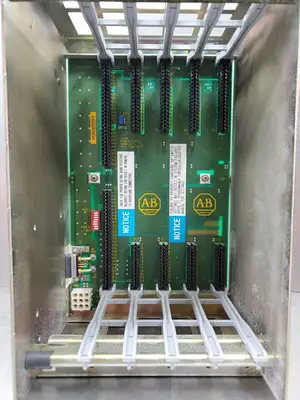 USED Allen-Bradley 1771-A1B