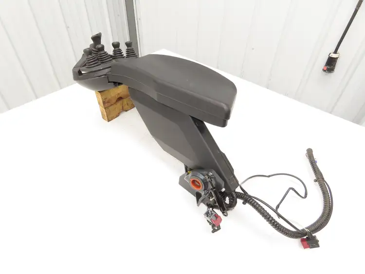 Used LINDE _UNKNOWN_ Forklift Attachments Indiana US | Arrow Industrial #1056006