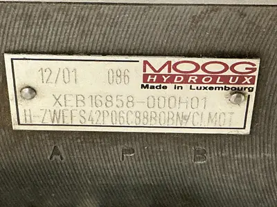 USED MOOG D633-7205