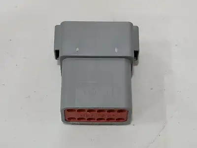 USED DEUTSCH DT04-12P