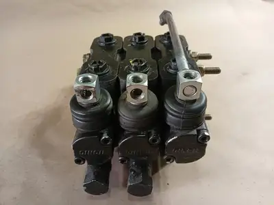 Hydraulic Valve 3 Section, 1WE6504, D06DF65A00044R