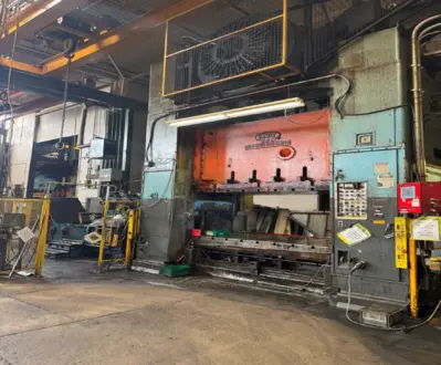 DANLY SE2-800-106-54 Mechanical Straight Side Presses | International Machinery (1)