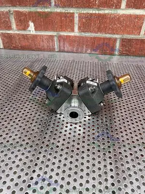 USED ITT PURE FLO 1-316L-RA20MAX 3 - WAY DIAPHRAGM VALVE W/ 1" SANITARY FITTING