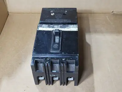 Used WESTINGHOUSE FB3040PL Switchgears British Columbia CA | Lenmark #409272