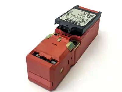 SI-LS100F,49480 | Banner SI-LS100F Limit-Style Machine Safety Switch Interlock 49480 BROKEN COVER - For parts or not working