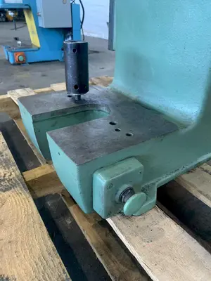 USED 1966 DENISON A