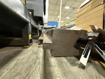 -- UNSPECIFIED -- Unknown Brake Press | ListingHippo (4)