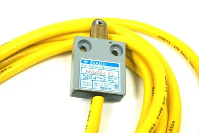 NEW GOULD MS02S03-01 MINI SWITCH LIMIT SWITCH MS02S03