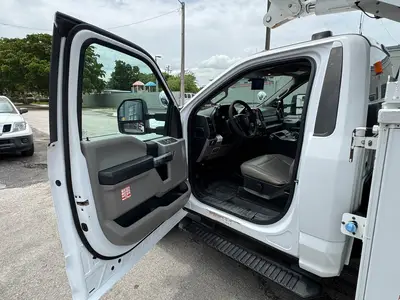 Used 2017 ALTEC AT41M Bucket (boom) trucks Florida US | Truck and Van Outlet #1509184