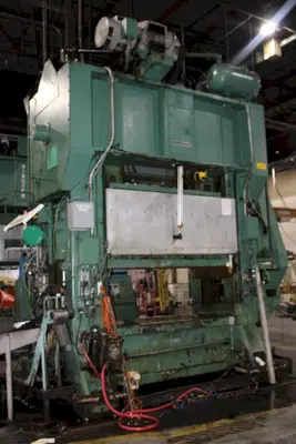 USED 1989 MINSTER 400 TON SSDC PRESS