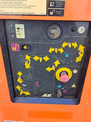 USED 2016 JLG E300AJP