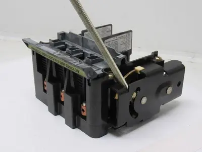 Allen Bradley 1494V-DS60 Ser A Disconnect Switch 60A 600V Non-Fused Left Hand