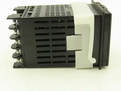 Omron E5CN-C2TD PLC Temperature Controller Module 24V Panel Mount
