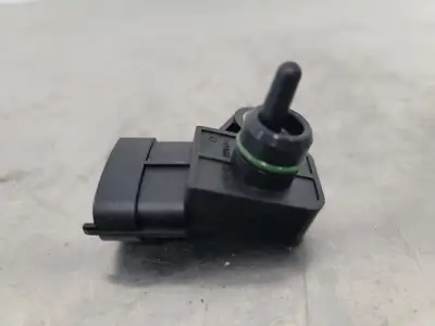 NEW HYUNDAI 39300-2B000