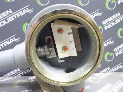 SOL 201L-K125-U9-C7A Temperature Switch 40-225°F 2300 PSI New