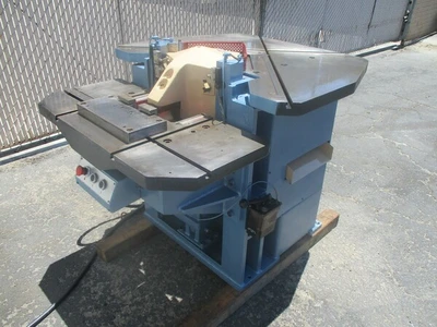 USED AMADA CSW-220