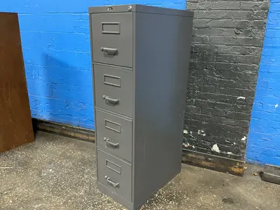 Used GLOBAL _UNKNOWN_ Cabinets Ohio US | HGR 24 #1305071
