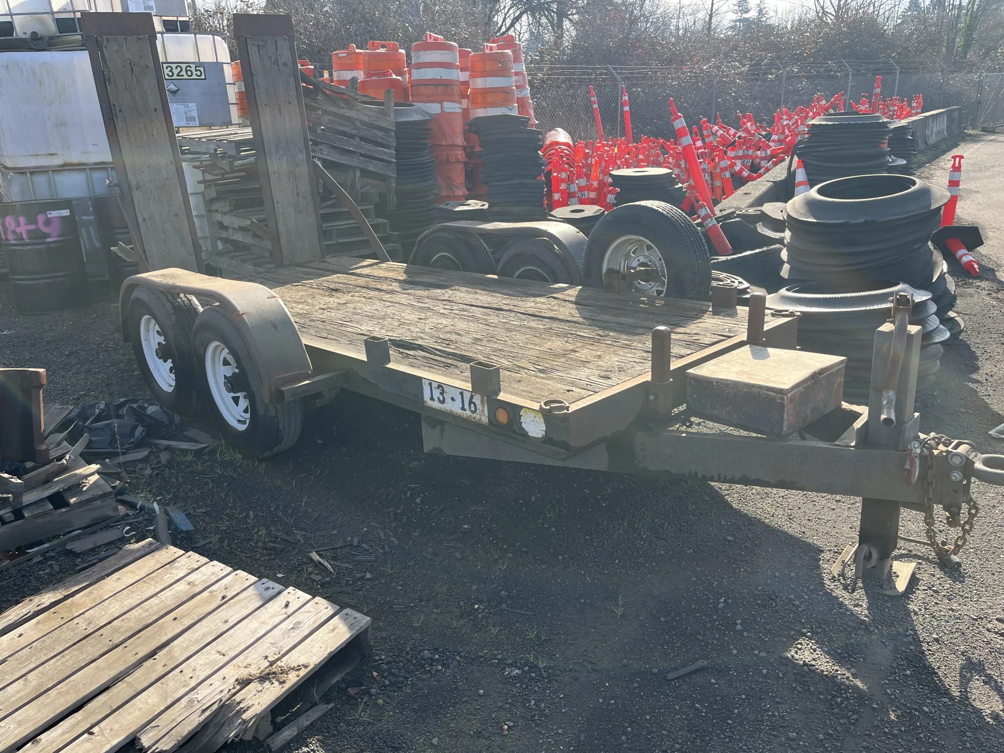 Used _UNKNOWN_ _UNKNOWN_ Flatbed Trailers Oregon US | KNM Equipment Sales & Service #1363695