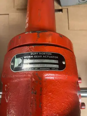 USED DUFF NORTON F826281