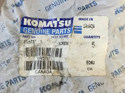 NEW KOMATSU VW5737