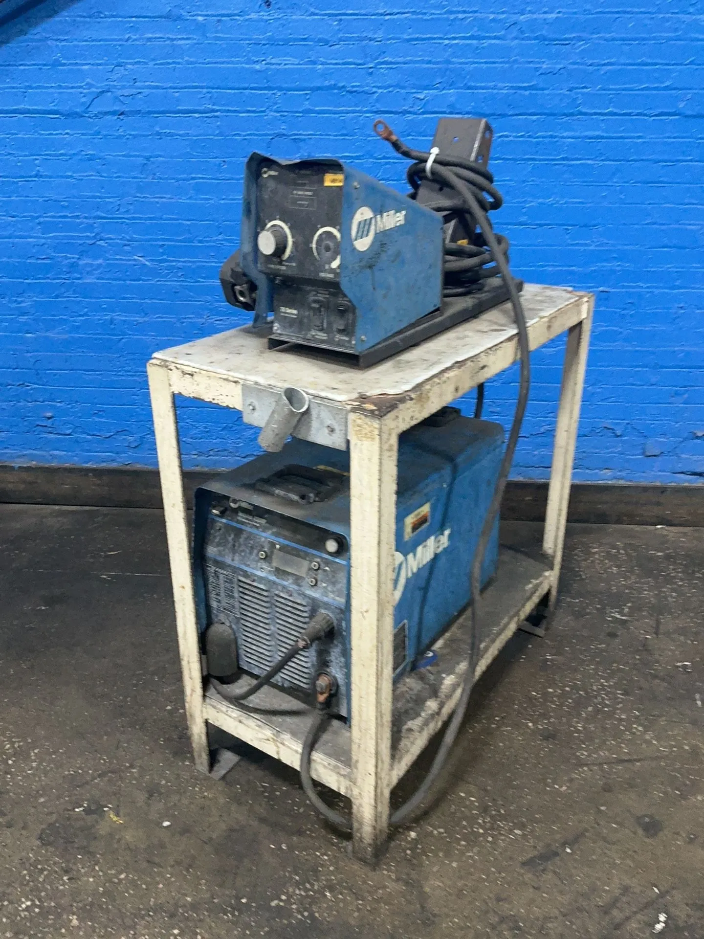 Used MILLER INVISION 456MP Welding Machinery (Other) Ohio US | HGR 24 #1232666