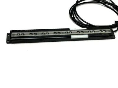 PVD225Q | Banner  Single Piece Part Verification Array 5-Pin M12 70991 - Used