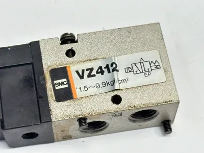 VZ412 | SMC  3-Port Pneumatic Body Ported Solenoid Valve w/ 24VDC Coil LOT OF 2 - Used
