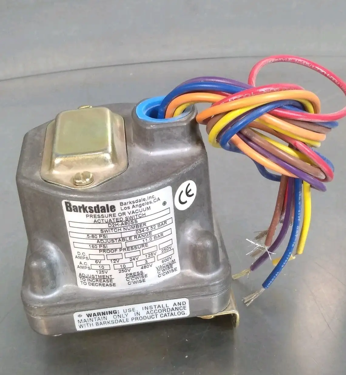 Barksdale D2H-A80SS Pressure or Vacuum Actuated Switch Loc5B19