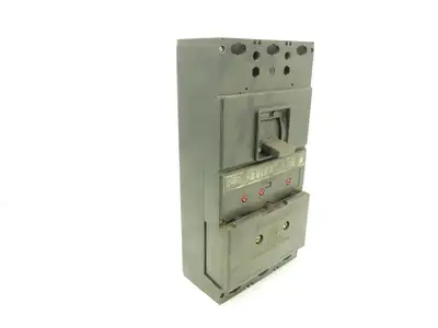 Westinghouse LA3400PRF Tri-Pac Circuit Breaker 3-Pole 400A 600VAC No Lugs