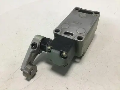 USED OMRON WLCA2-2