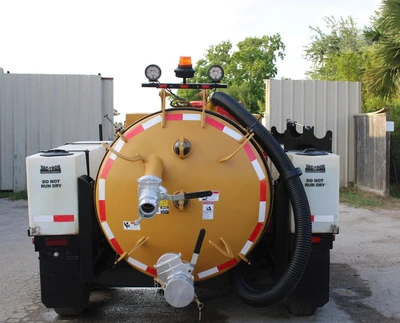 Used 2009 VAC TRON LP555SDT Hydro Excavators Texas US | Roll Off Truck World #1492016
