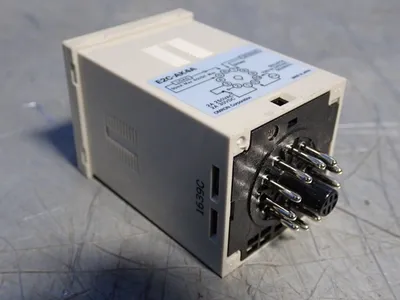 Used OMRON E2CAK4A Relays & Switches | HGR 24 #739068