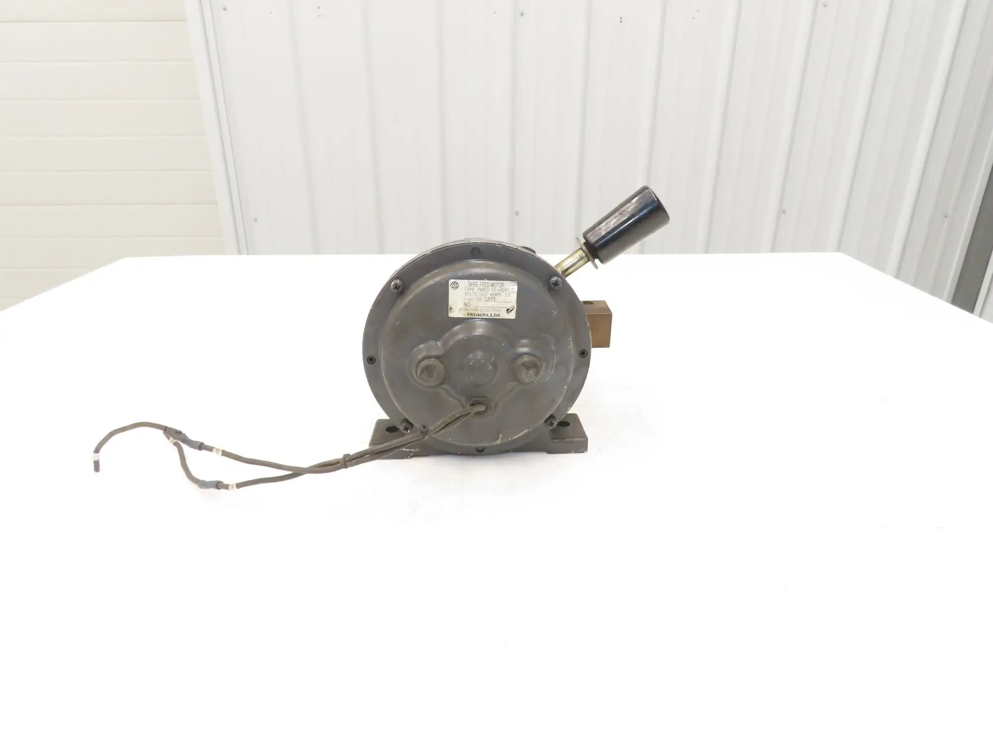 Yaskawa Electric PMED-12-HQ61 DC Wire Feeder 130rpm 18.3VDC 5.5 Amps *READ
