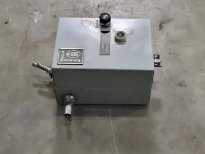 DIL-00b-40/40/z0/k Starter Control Panel