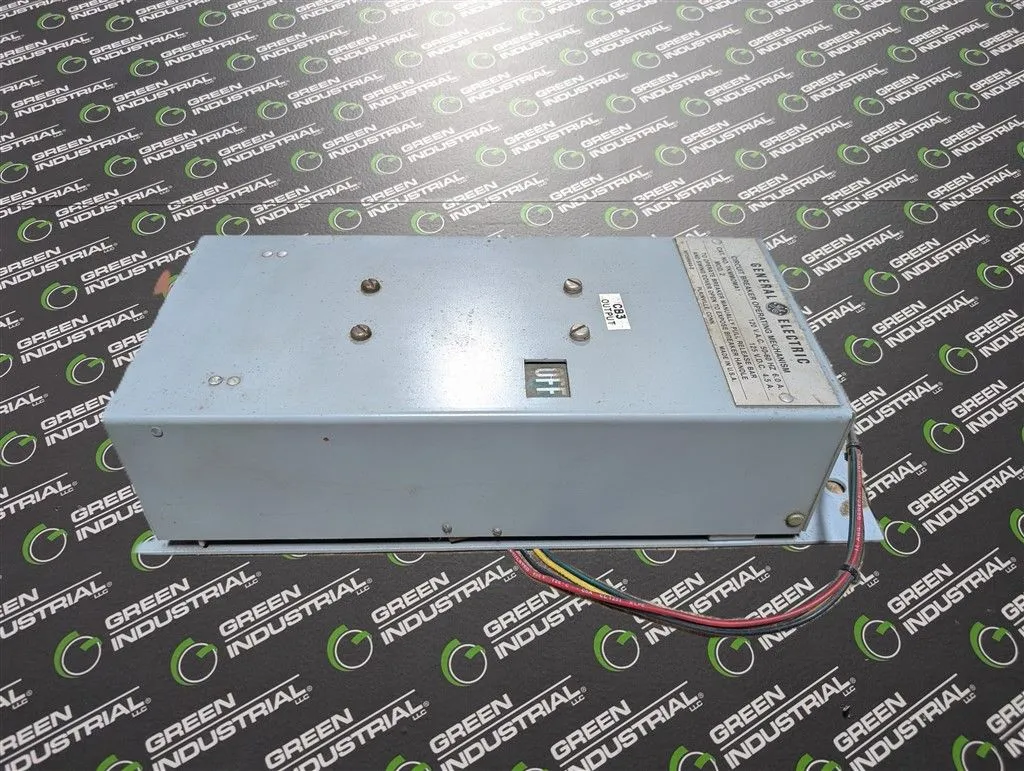 General Electric TKMMOMA1 Circuit Breaker Operating Mechanism Model 2 Used