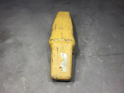 USED CATERPILLAR 6I-6404